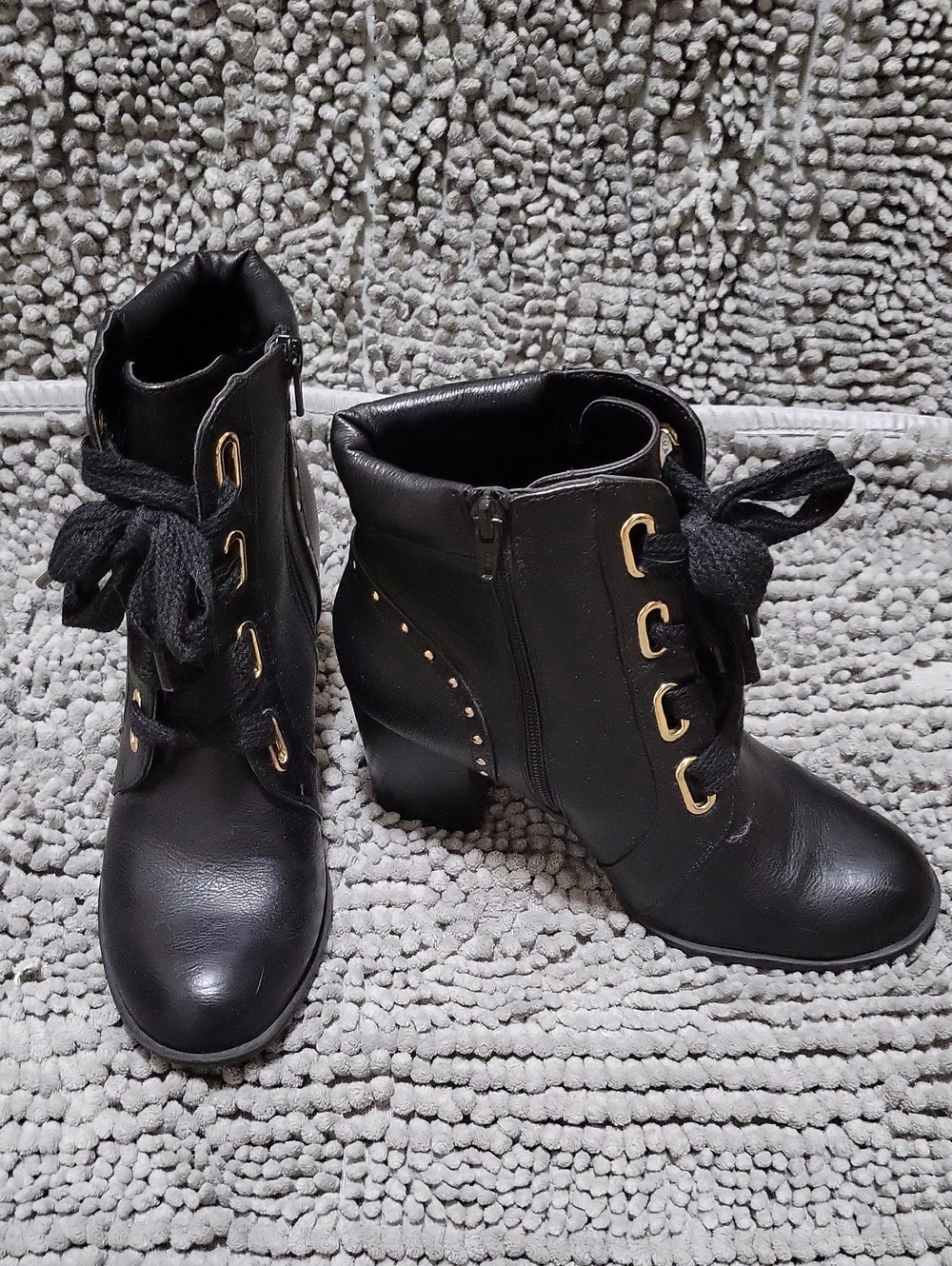 Kohl's Black Lace-Up Ankle Boots with Gold Eyelets